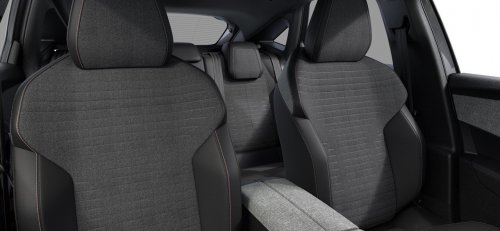 Peugeot 3008 1.6 Plug-in hybrid (195 Hp) e-DSC7 na operativní leasing za 11516 Kč/měs.