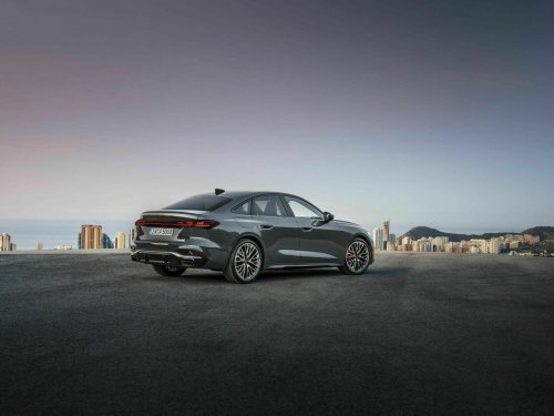 Audi A5 2.0 e-hybrid (299 Hp) quattro na prodej za 1105846 Kč