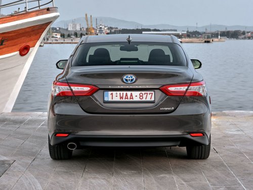 Toyota Camry 2.5 (181 Hp) Automatic na prodej za 636281 Kč