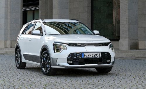 Kia Niro 1.6 GDI (141 Hp) Hybrid DCT-6 na operativní leasing za 14691 Kč/měs.