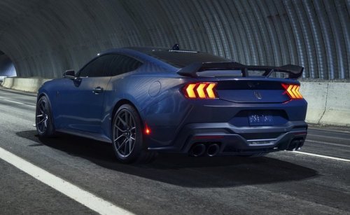 Ford Mustang GT 5.0 V8 (446 Hp) SelectShift na operativní leasing za 21644 Kč/měs.