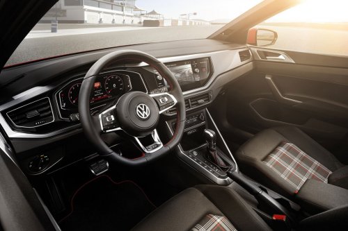 Volkswagen Polo 1.0 TSI (110 Hp) na operativní leasing za 4930 Kč/měs.