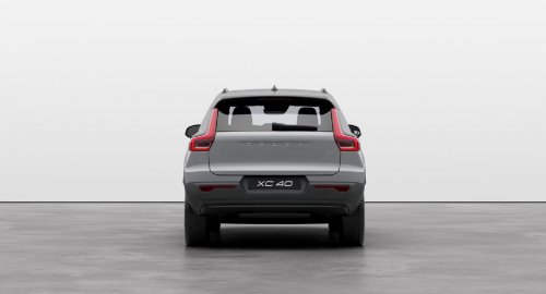 Volvo XC40 2.0 B4 (197 Hp) Mild Hybrid Automatic na operativní leasing za 10831 Kč/měs.