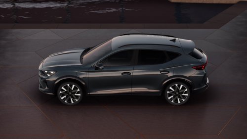 Cupra Formentor 1.5 e-hybrid (272 Hp) DSG na operativní leasing za 13906 Kč/měs.