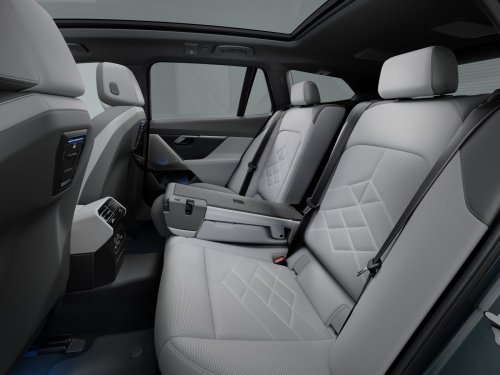 BMW i5 i5 xDrive40 (394 Hp) Touring na prodej za 1494248 Kč