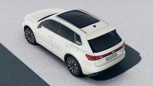 Volkswagen Touareg 3.0 V6 TFSI (381 Hp) eHybrid 4MOTION Tiptronic na operativní leasing za 18862 Kč/měs.