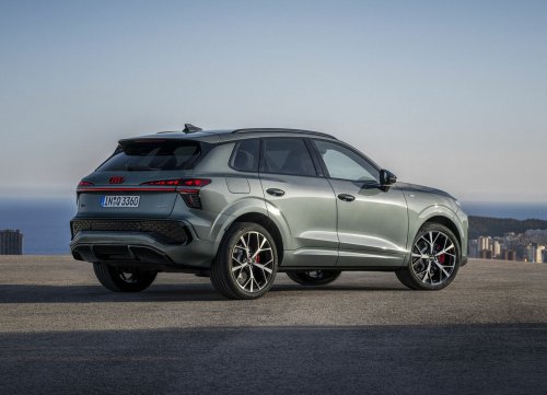 Audi Q3 2.0 TFSI (265 Hp) S tronic quattro na operativní leasing za 15977 Kč/měs.