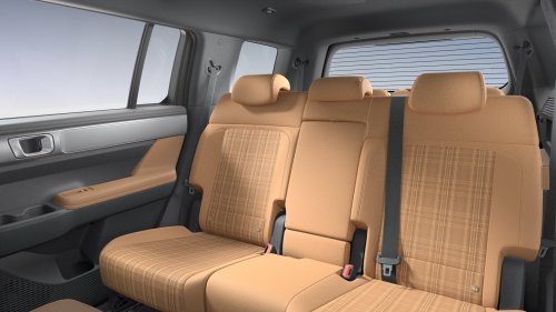 Hyundai Santa FE 1,6 T-GDI HEV AUTOMATIC-6 AWD (215 HP) 7-MÍSTNÉ na operativní leasing za 9990 Kč/měs.