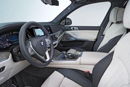 BMW X7 40d (340 Hp) Mild Hybrid xDrive Steptronic na prodej za 1745331 Kč