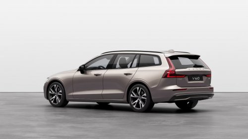 Volvo V60 2.0 B4 (197 Hp) Mild Hybrid Automatic na operativní leasing za 9082 Kč/měs.