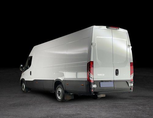 Iveco Daily 160 (156 Hp) 6-manual na operativní leasing za 16613 Kč/měs.