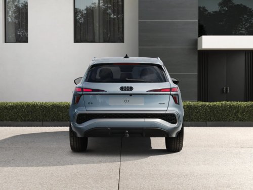 Audi Q3 2.0 TFSI (265 Hp) S tronic quattro na operativní leasing za 13423 Kč/měs.