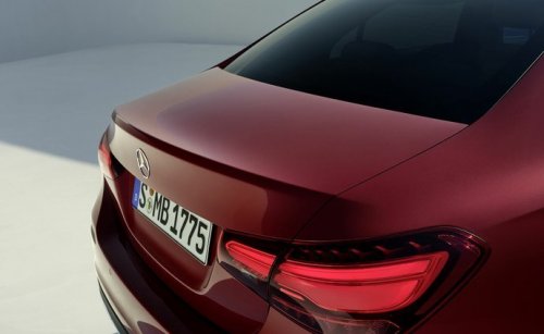 Mercedes-Benz Třída A A 220 (190 Hp) Mild Hybrid 4MATIC 8G-DCT na prodej za 764460 Kč