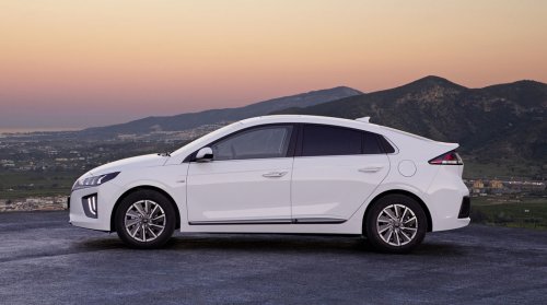 Hyundai IONIQ 38.3 kWh (136 Hp) CVT na prodej za 859496 Kč