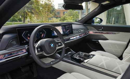 BMW Řada 7 M760e (571 Hp) xDrive Plug-in Hybrid Steptronic na prodej za 2962388 Kč