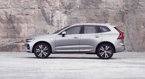 Volvo XC60 2.0 B5 (250 Hp) Mild Hybrid AWD Geartronic na operativní leasing za 16386 Kč/měs.