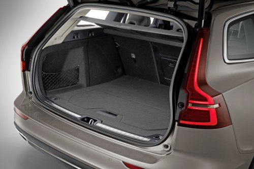 Volvo V60 Recharge 2.0 T8 (455 Hp) Plug-in Hybrid AWD Geartronic na prodej za 1037793 Kč