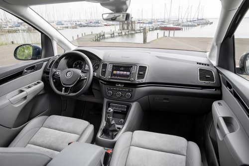 Volkswagen Sharan 2.0 TDI SCR (150 Hp) na operativní leasing za 8608 Kč/měs.
