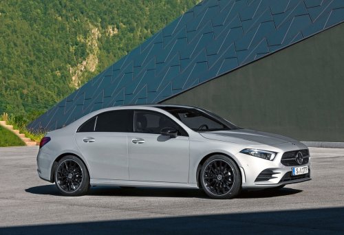 Mercedes-Benz Třída A A 250e (218 Hp) Plug-in Hybrid DCT na prodej za 864458 Kč