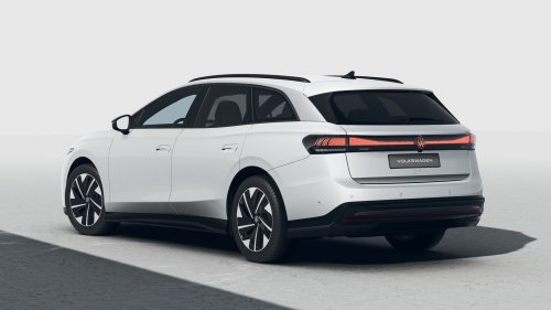 Volkswagen ID.7 77 kWh (286 Hp) na operativní leasing za 15873 Kč/měs.
