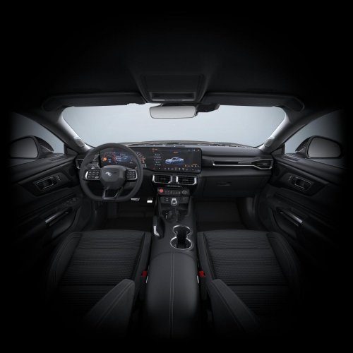 Ford Mustang GT 5.0 V8 (446 Hp) na operativní leasing za 20712 Kč/měs.