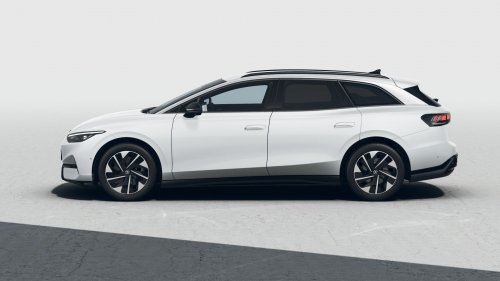 Volkswagen ID.7 77 kWh (286 Hp) na operativní leasing za 15873 Kč/měs.