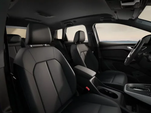 Audi Q4 e-tron 45 e-tron (286 Hp) quattro na operativní leasing za 18349 Kč/měs.