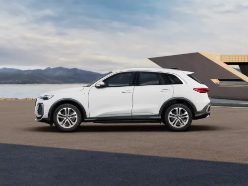 Audi Q5 40 TDI (204 Hp) quattro S tronic na operativní leasing za 17274 Kč/měs.