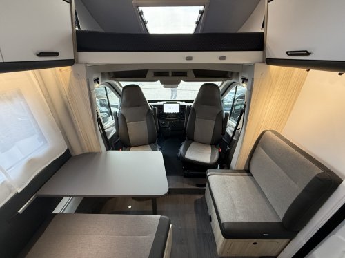 Adria Sun Living FORD 2,0 HD (165HP) Automat na prodej za 1519000 Kč