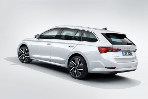 Škoda Octavia vRS 2.0 TSI (245 Hp) DSG na operativní leasing za 29807 Kč/měs.