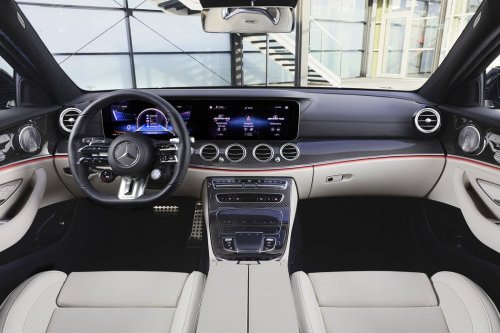 Mercedes-Benz Třída E E 300de (306 Hp) Plug-in Hybrid 4MATIC 9G-TRONIC na prodej za 1477375 Kč