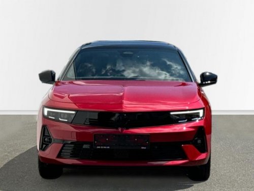 Opel Astra 54 kWh (156 Hp) Electric na operativní leasing za 7578 Kč/měs.