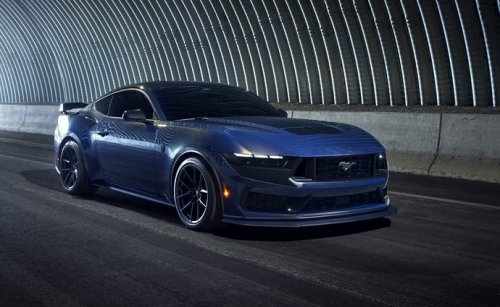 Ford Mustang GT 5.0 V8 (446 Hp) SelectShift na operativní leasing za 21644 Kč/měs.