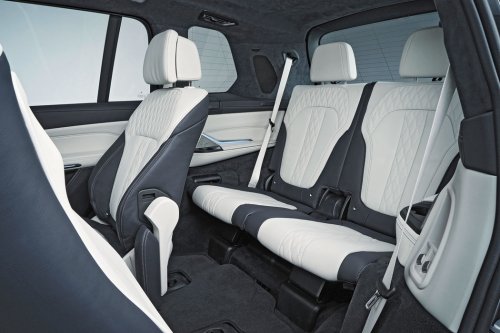 BMW X7 40d (340 Hp) Mild Hybrid xDrive Steptronic na prodej za 1745331 Kč