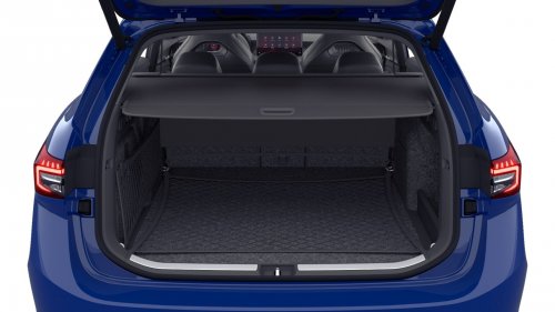 Škoda Superb 1,5 TSI iV (201 Hp) DSG na operativní leasing za 10687 Kč/měs.