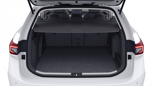 Škoda Superb 1,5 TSI iV (201 Hp) DSG na operativní leasing za 9636 Kč/měs.