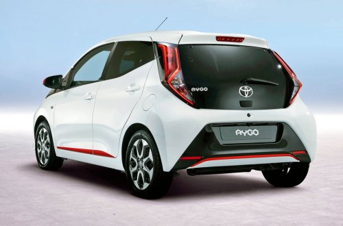 Toyota Aygo 1.0 VVT-i (72 Hp) na operativní leasing za 4309 Kč/měs.