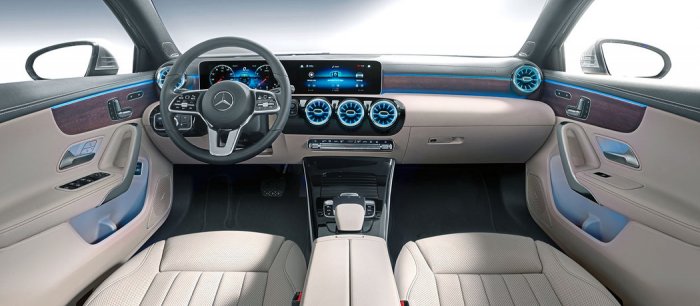 Mercedes-Benz Třída A A 200 (163 Hp) DCT na prodej za 887563 Kč
