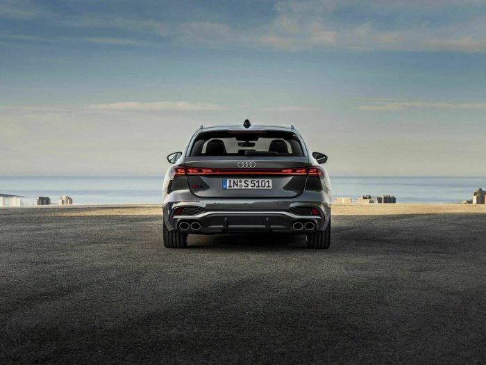 Audi S5 3.0 TFSI (367 Hp) quattro S-tronic na prodej za 1446719 Kč