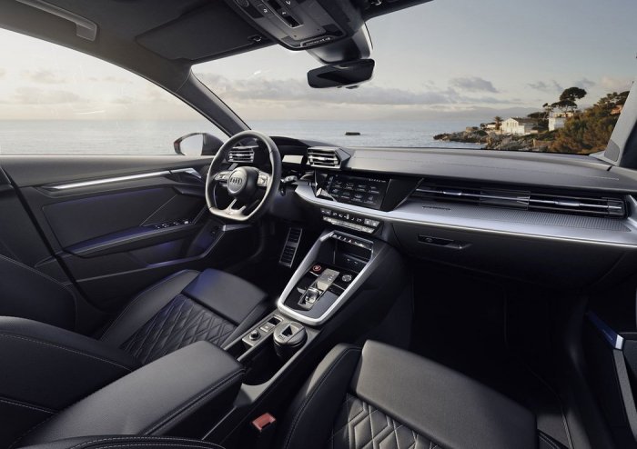 Audi S3 2.0 TFSI (333 Hp) quattro S tronic na prodej za 867686 Kč