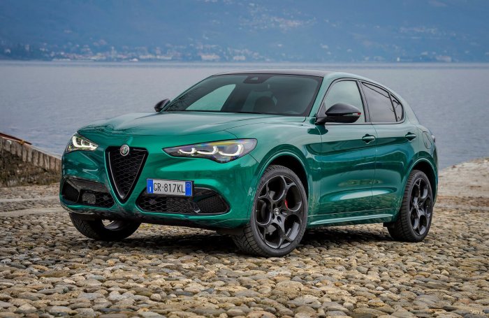 Alfa Romeo Stelvio 2.2 JTDm (160 Hp) AT8 na operativní leasing za 18007 Kč/měs.