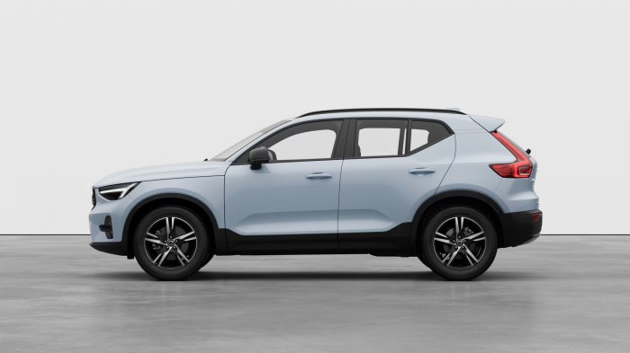 Volvo XC40 2.0 B3 (163 Hp) Mild Hybrid Automatic na operativní leasing za 10377 Kč/měs.