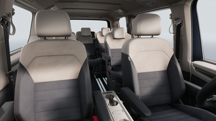 Volkswagen Multivan 2.0 TDI (150 Hp) DSG7 na operativní leasing za 15799 Kč/měs.