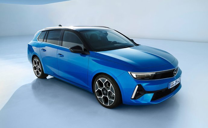 Opel Astra 54 kWh (156 Hp) Electric na operativní leasing za 9098 Kč/měs.