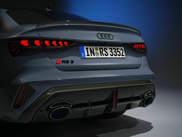 Audi RS 3 2.5 TFSI (400 Hp) quattro S tronic na prodej za 1254719 Kč