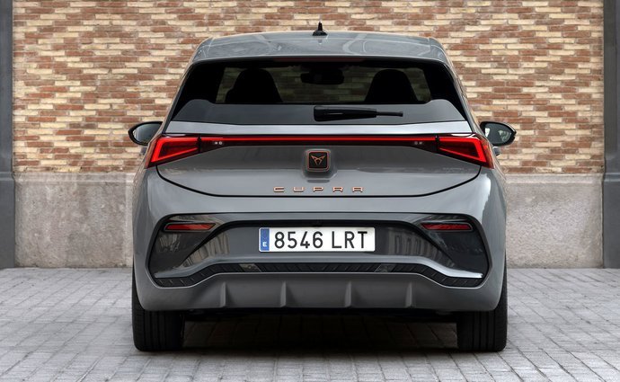 Cupra Born 58 kWh (204 Hp) na prodej za 916291 Kč