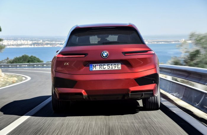 BMW iX iX40 (326 Hp) xDrive na prodej za 1686683 Kč