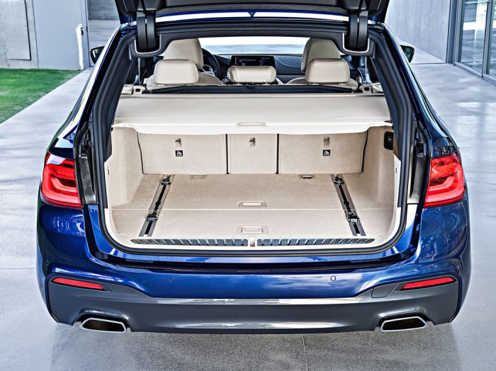 BMW Řada 5 530d (265 Hp) Steptronic na prodej za 1111812 Kč