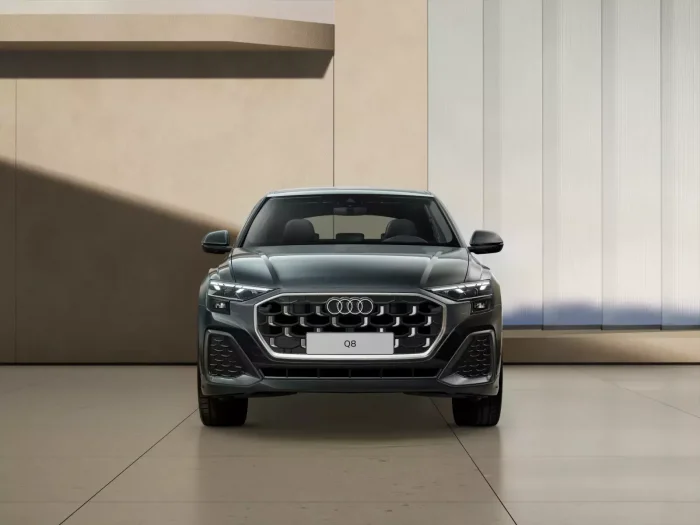 Audi Q8 50 TDI quattro Mild hybrid (286 Hp) Tiptronic 8st. na operativní leasing za 22094 Kč/měs.