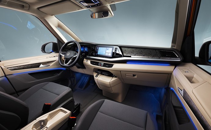 Volkswagen Multivan 2.0 TDI (150 Hp) DSG7 na operativní leasing za 18621 Kč/měs.